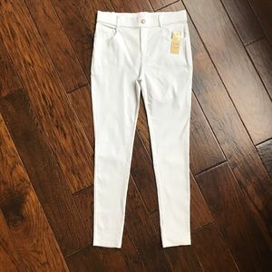 NWT White Jeggings (Jean /Leggings)
